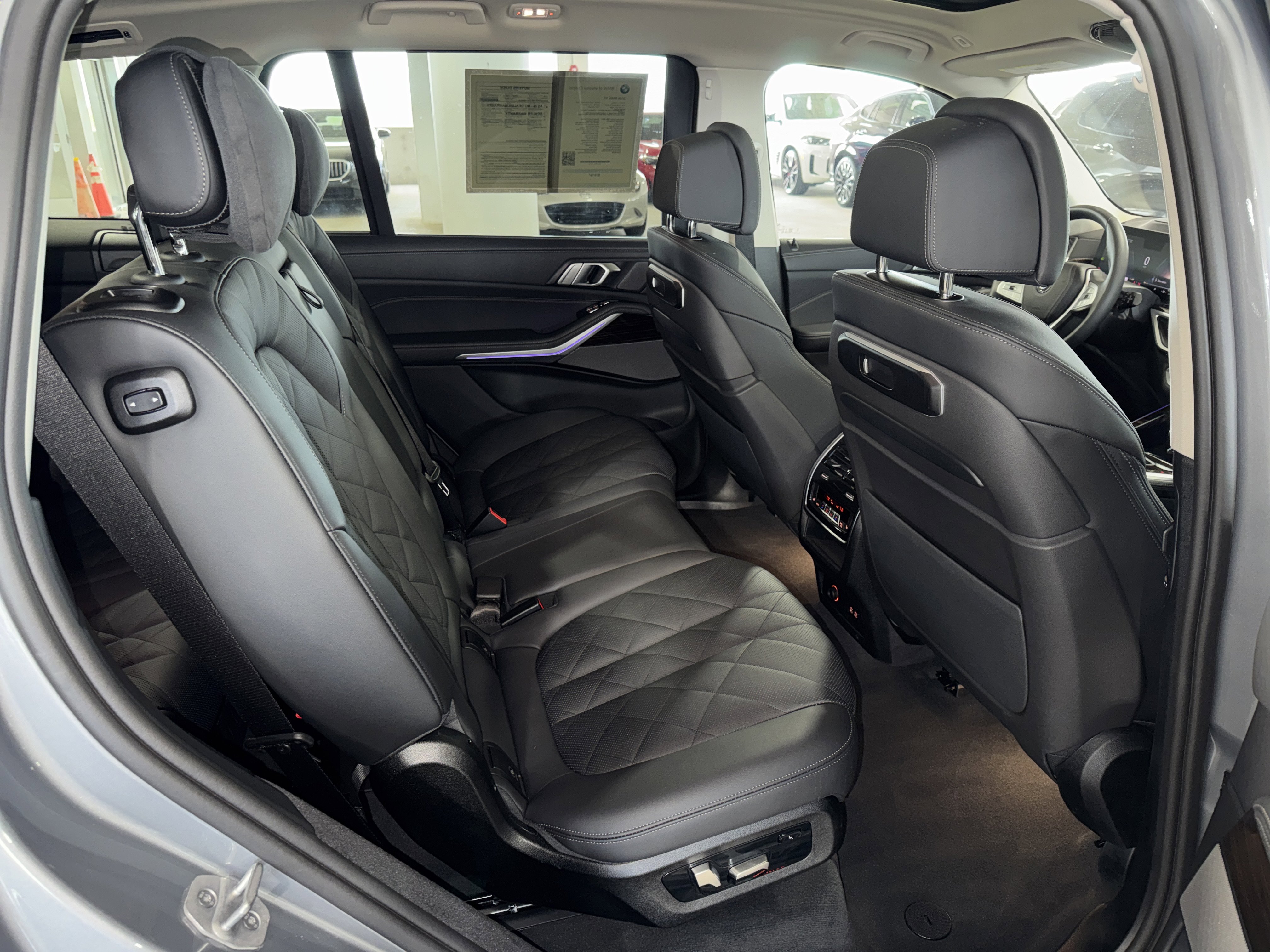 Used 2026 BMW X7 xDrive40i image 12