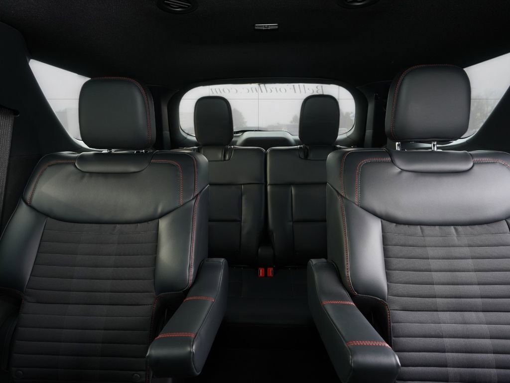 New 2026 Ford Explorer ST-Line image 17