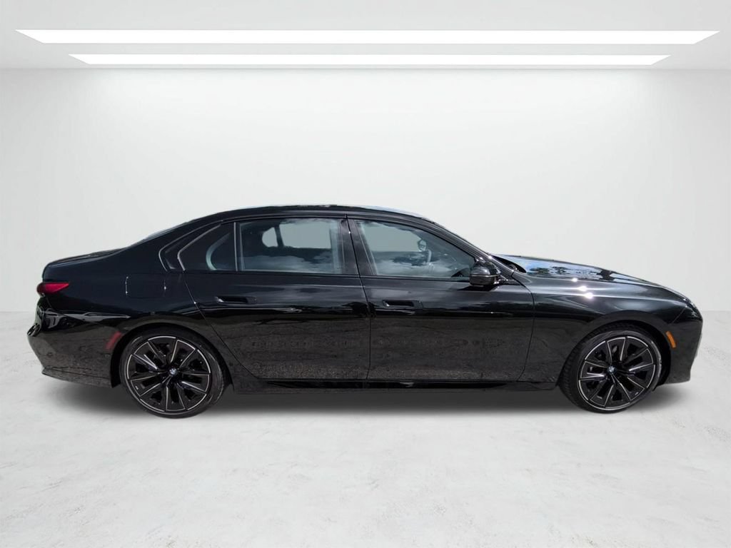 New 2026 BMW 740i xDrive AWD/4WD image 3