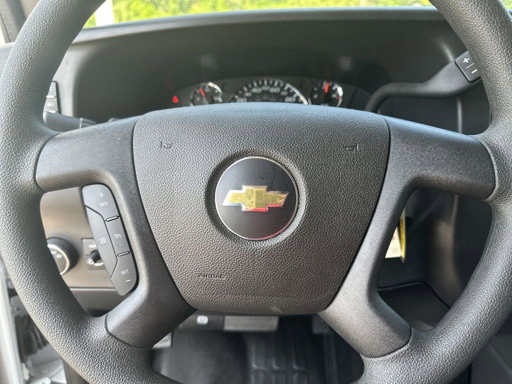New 2025 Chevrolet Express 3500 w/ Power Convenience Package image 19