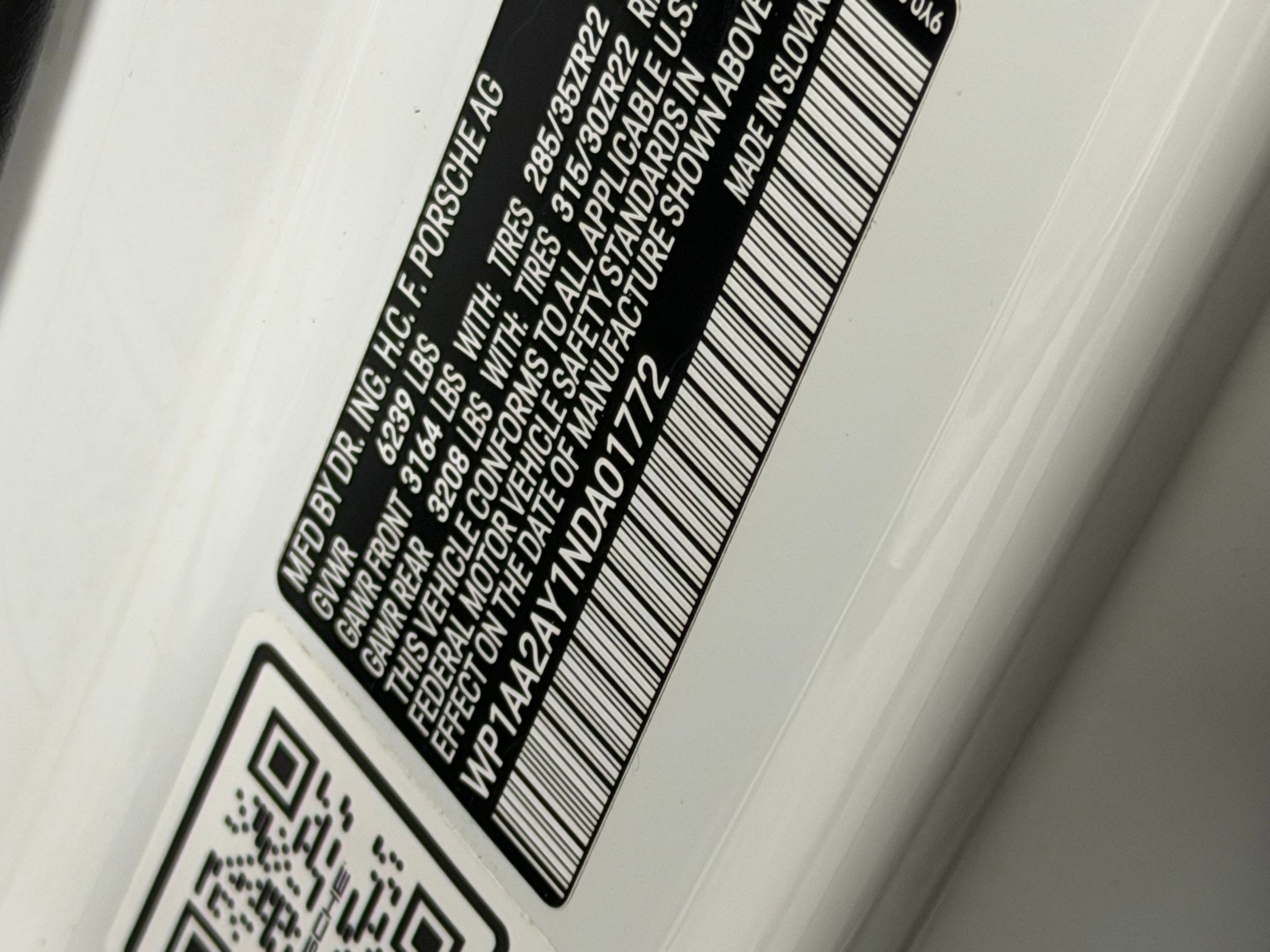 Used 2022 Porsche Cayenne image 31