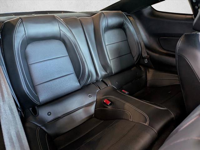 Used 2020 Ford Mustang Shelby GT500 w/ Technology Package RWD image 18