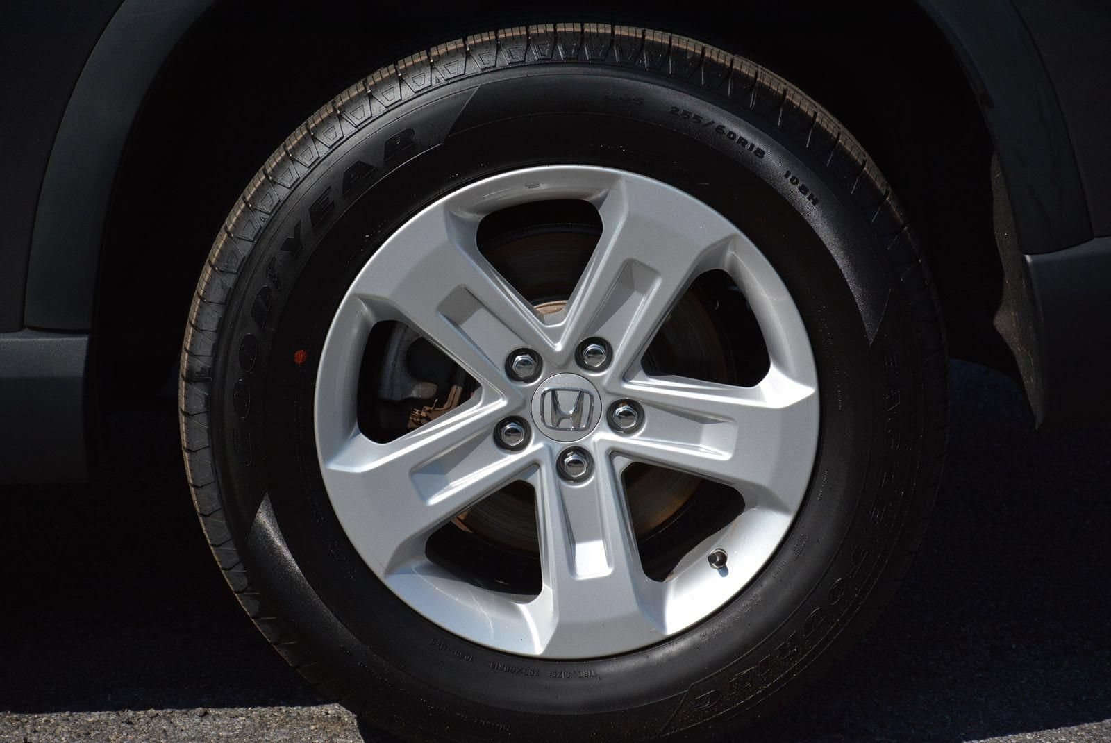 Used 2023 Honda Pilot LX image 30