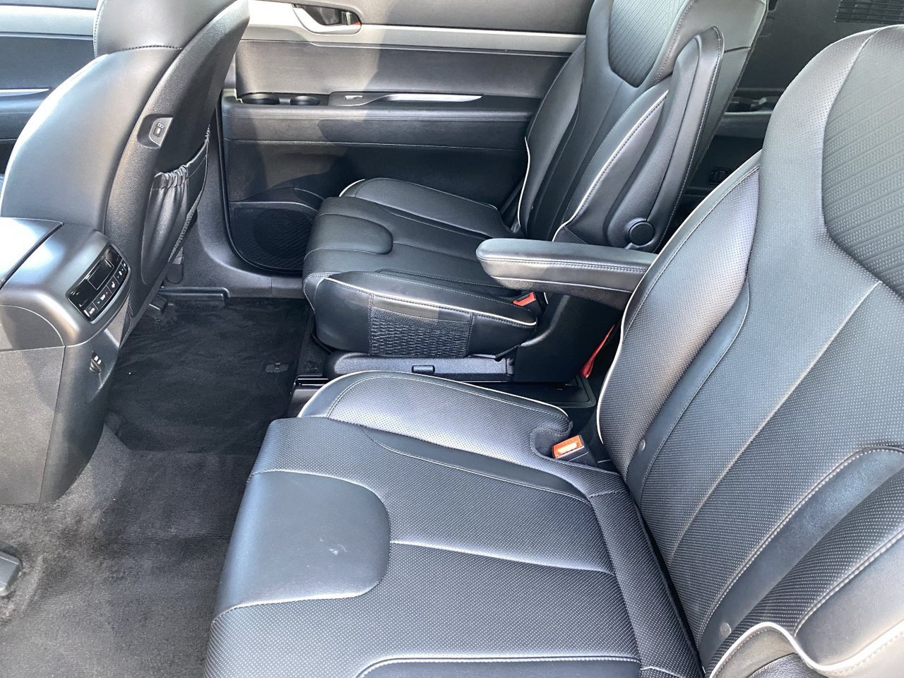 Used 2025 Hyundai Palisade SEL FWD image 15