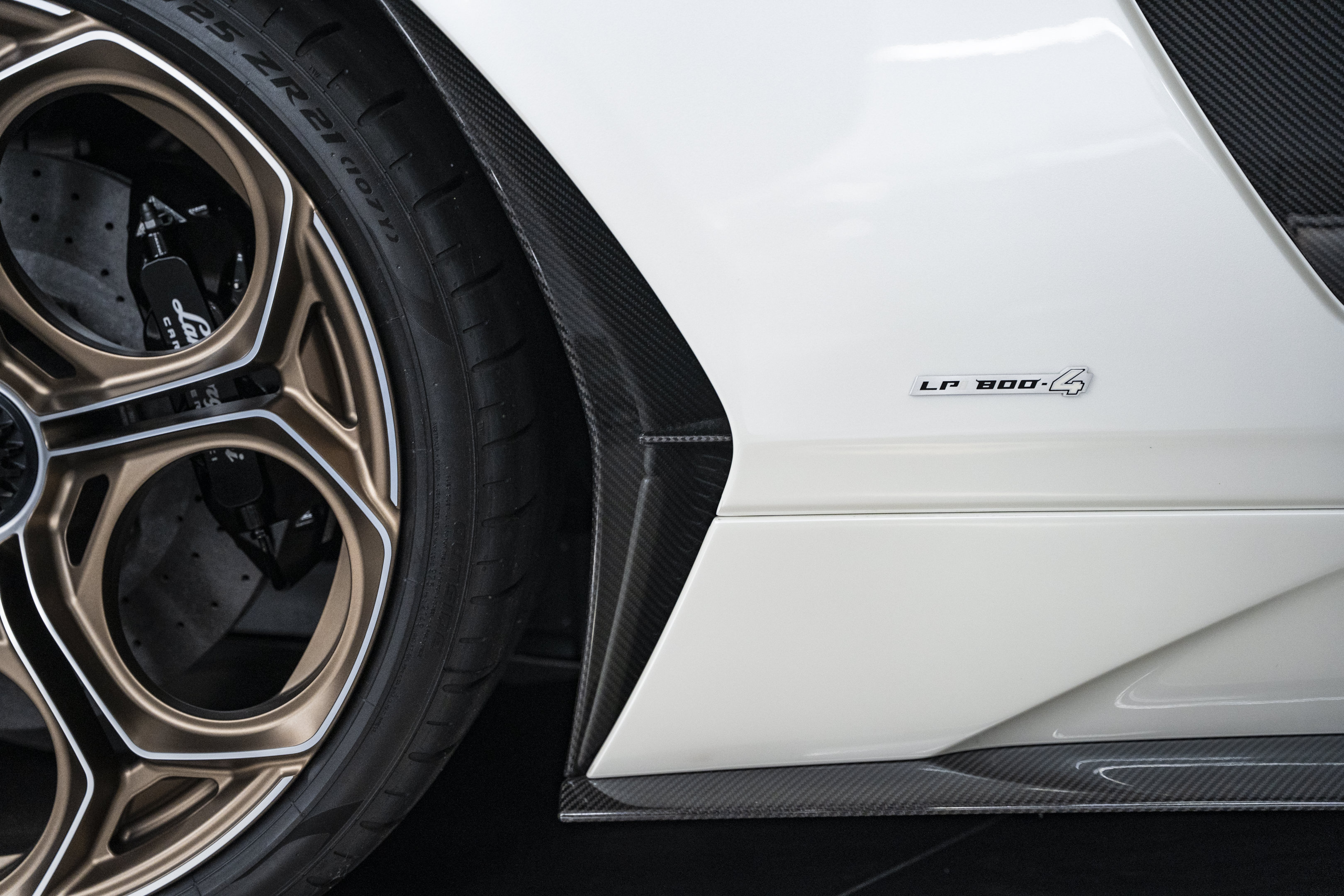 Used 2022 Lamborghini Aventador Countach AWD/4WD image 32