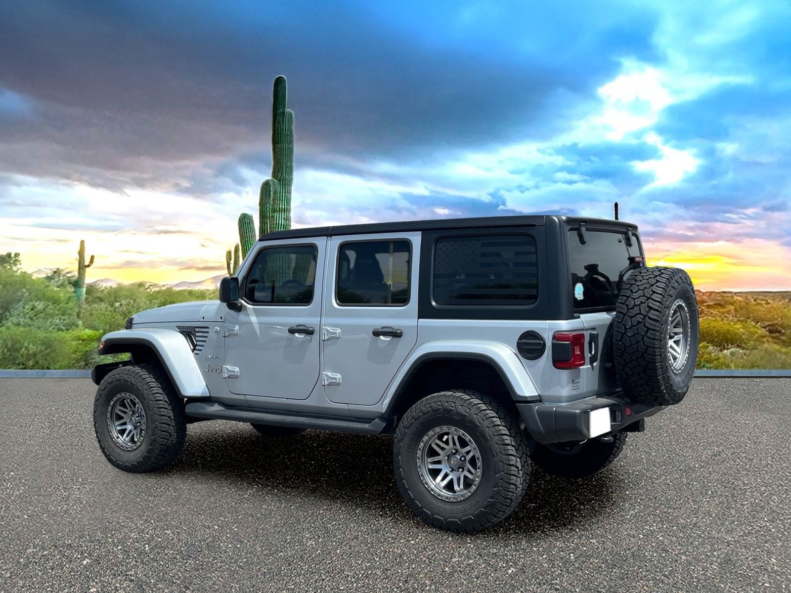 Used 2023 Jeep Wrangler Unlimited Sahara w/ LED Lighting Group AWD/4WD image 4