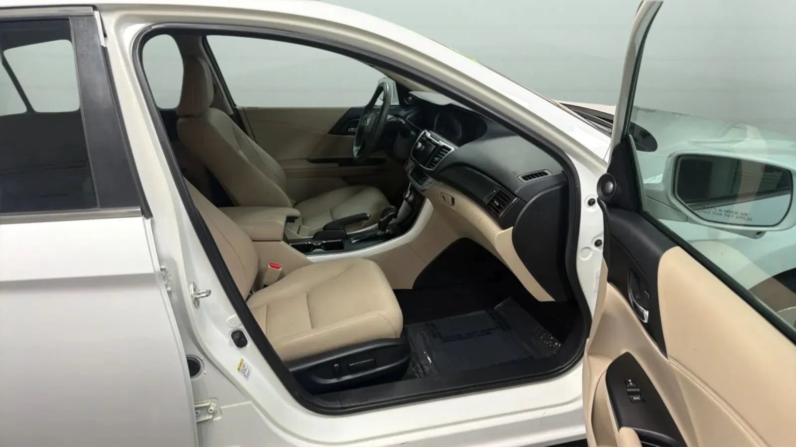 Used 2013 Honda Accord EX-L image 22