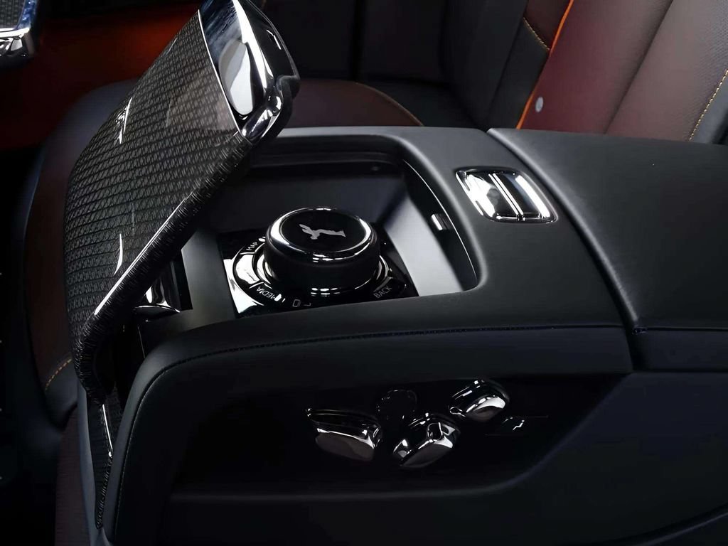 Certified 2024 Rolls-Royce Ghost Black Badge w/ Black Badge Ghost Package AWD/4WD image 19