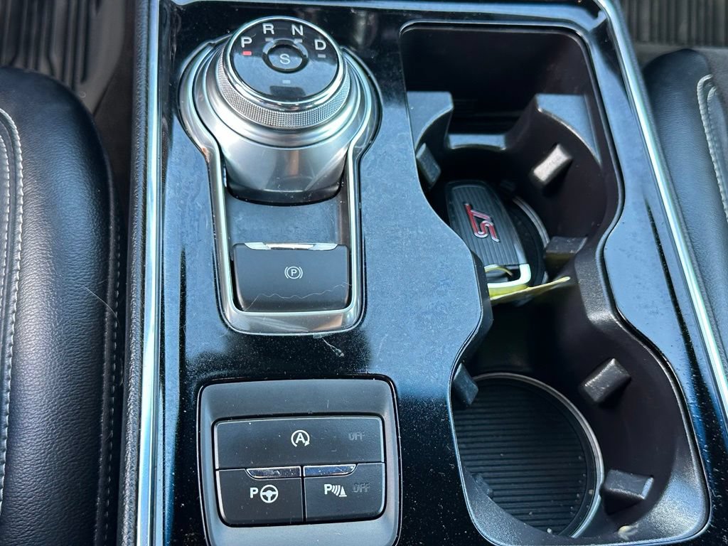 Used 2019 Ford Edge ST w/ Equipment Group 401A AWD/4WD image 33