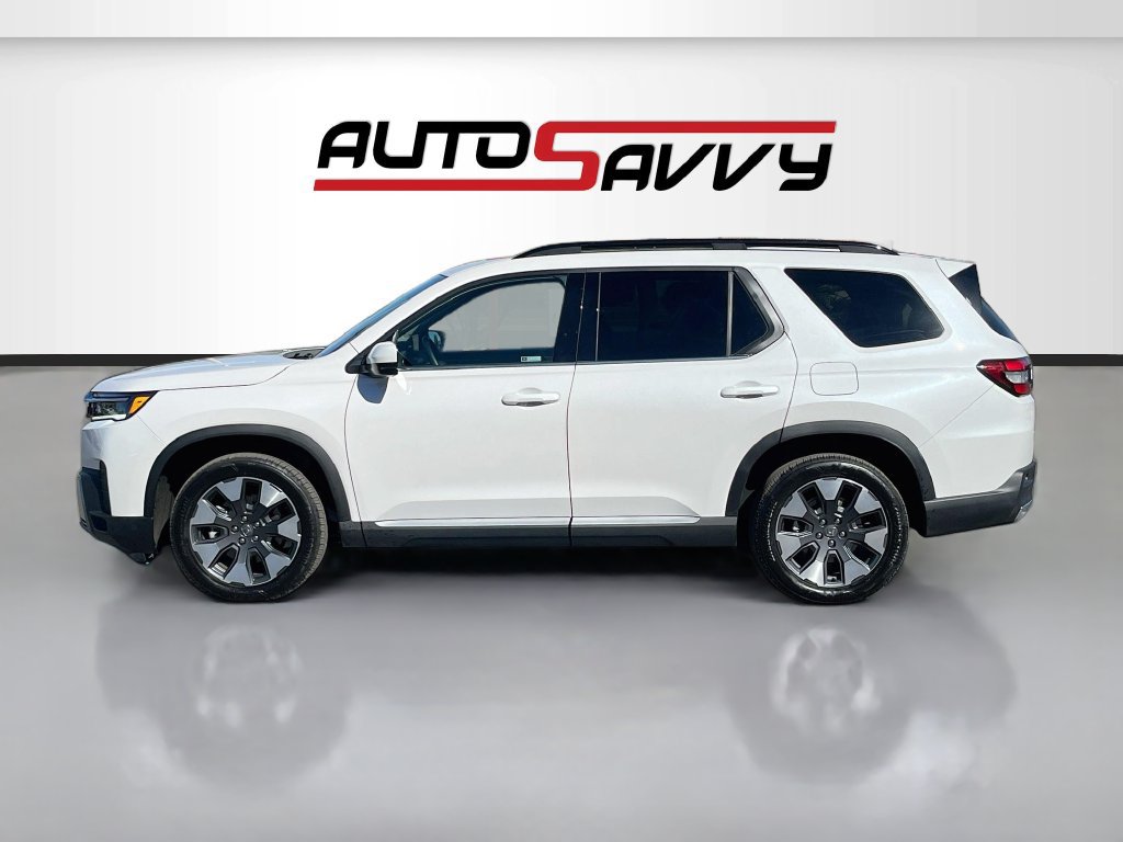 Used 2026 Honda Pilot Touring image 4