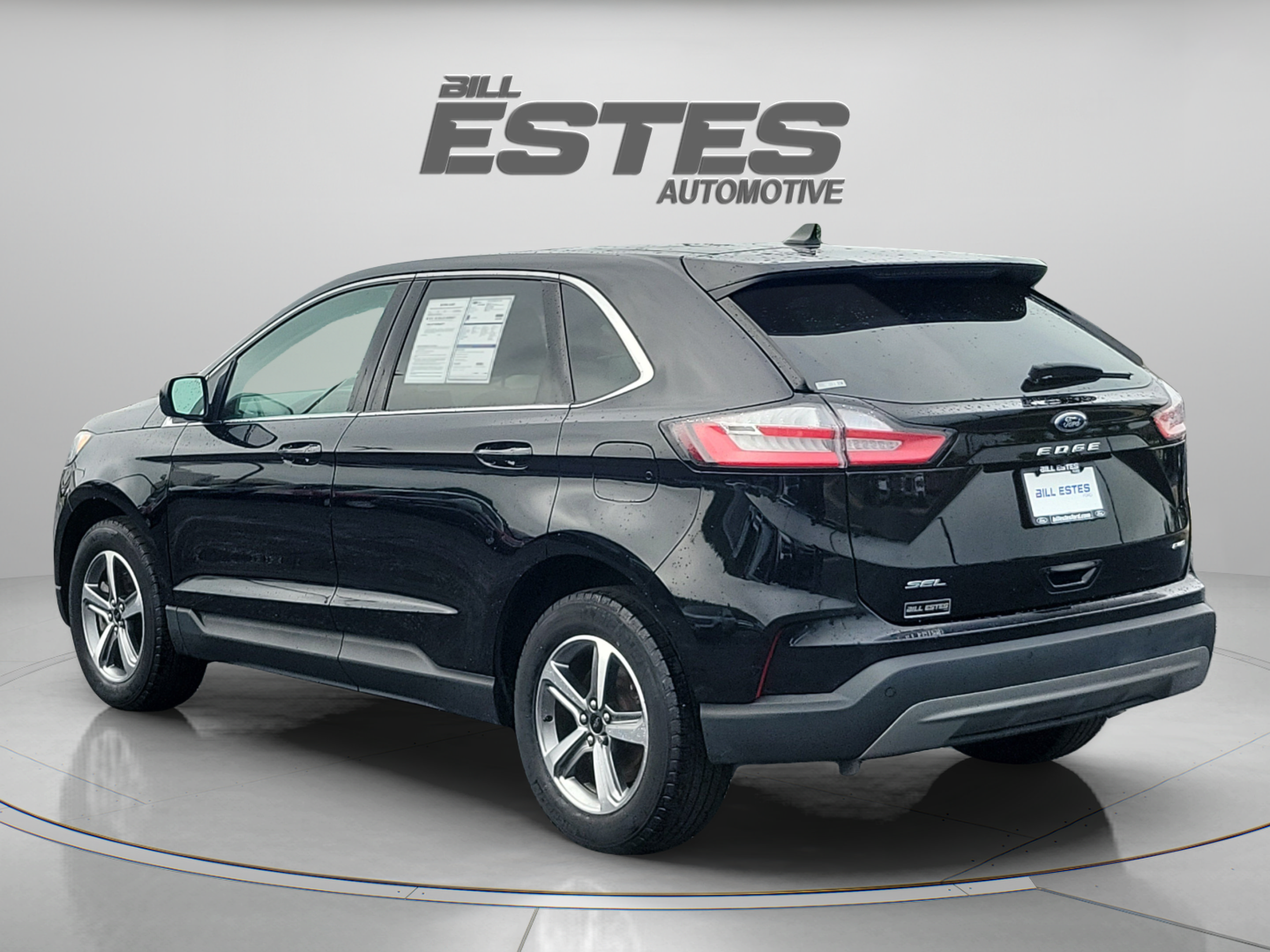 Used 2024 Ford Edge SEL w/ Convenience Package AWD/4WD image 2