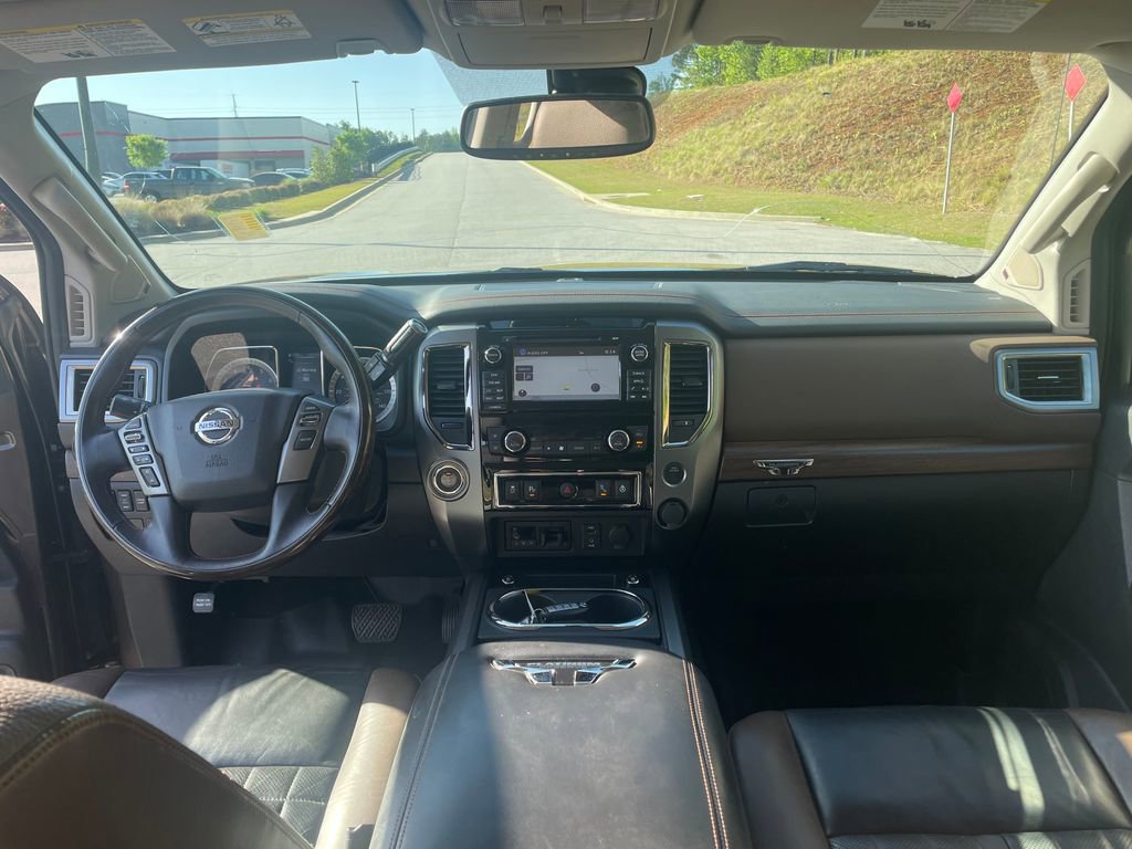 Used 2018 Nissan Titan Platinum Reserve w/ Platinum Utility Package RWD image 22