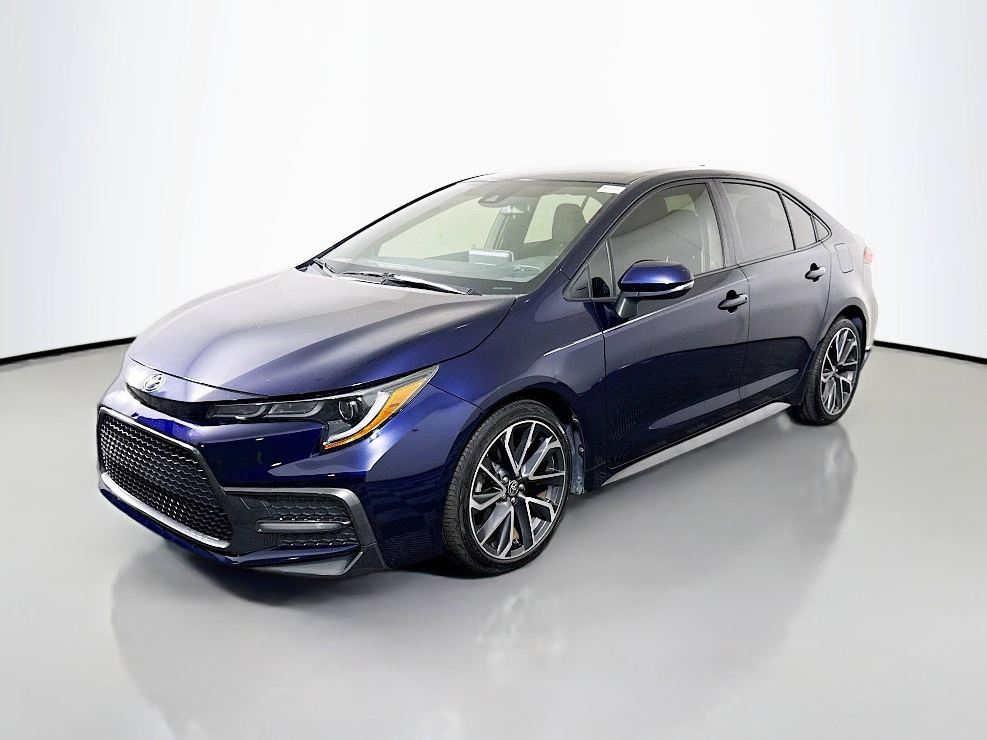 Used 2020 Toyota Corolla SE image 4