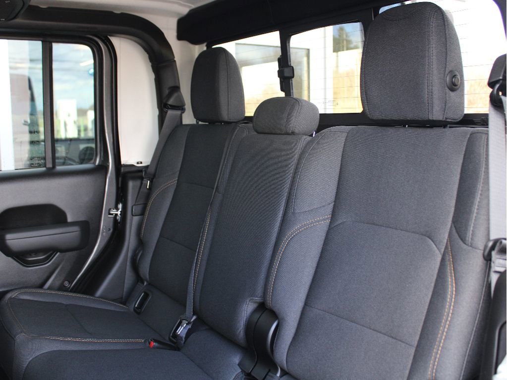 New 2026 Jeep Gladiator Sport image 33