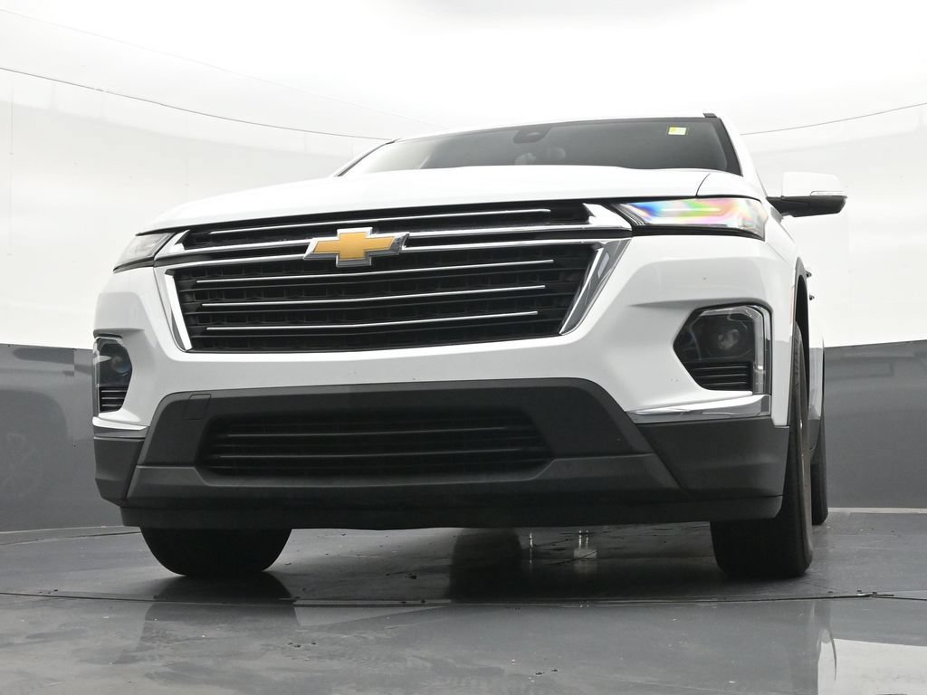 Used 2023 Chevrolet Traverse LT FWD image 31