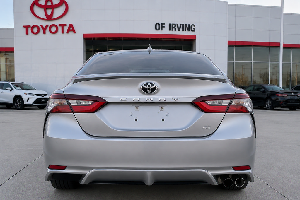Used 2024 Toyota Camry SE FWD image 6