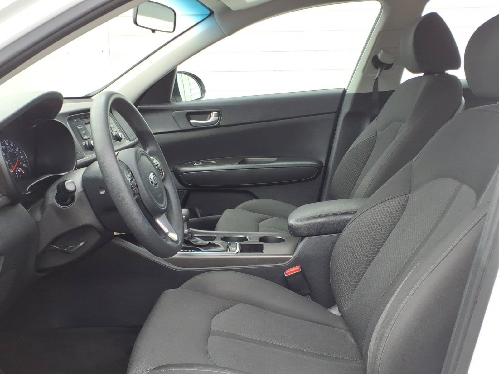 Used 2017 Kia Optima LX FWD image 8