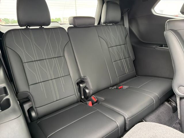 New 2026 Buick Enclave Avenir w/ Super Cruise Package AWD/4WD image 23