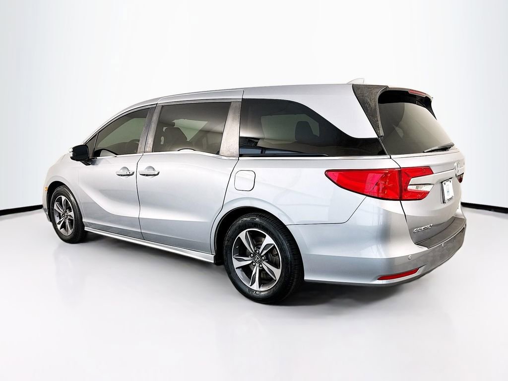 Certified 2018 Honda Odyssey Touring image 7