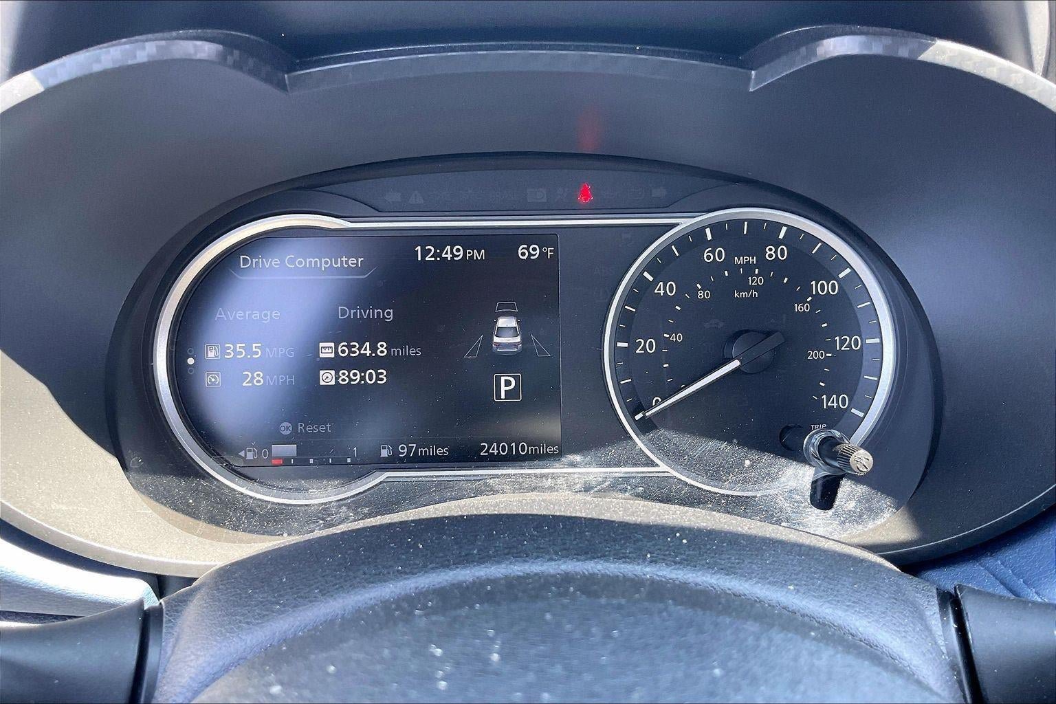 Used 2025 Nissan Versa SV FWD image 22
