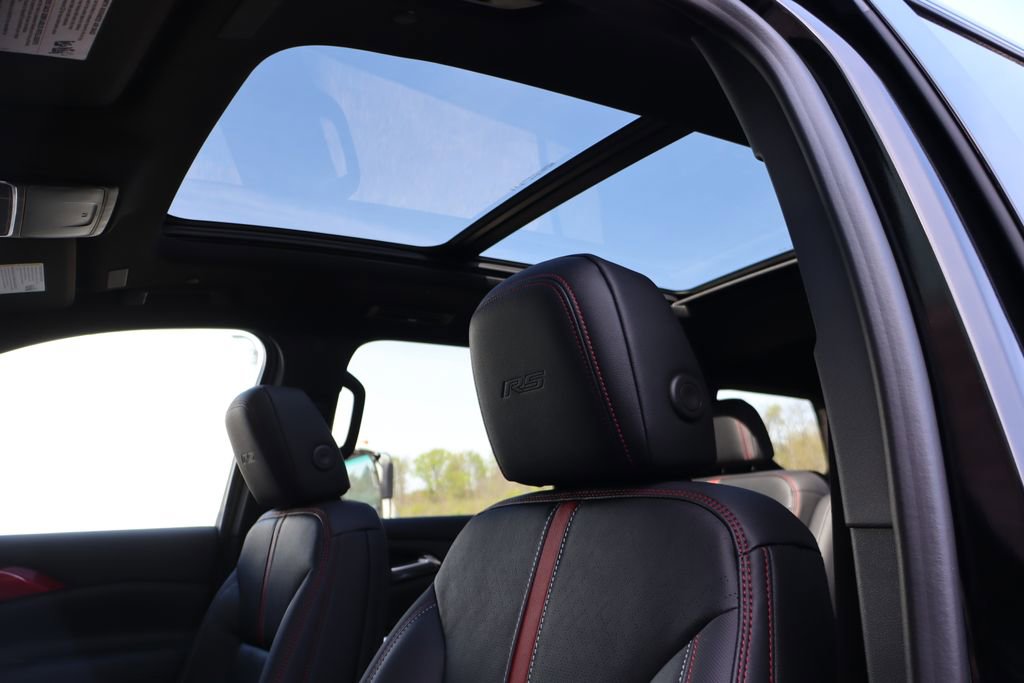 New 2026 Chevrolet Traverse RS AWD/4WD image 19