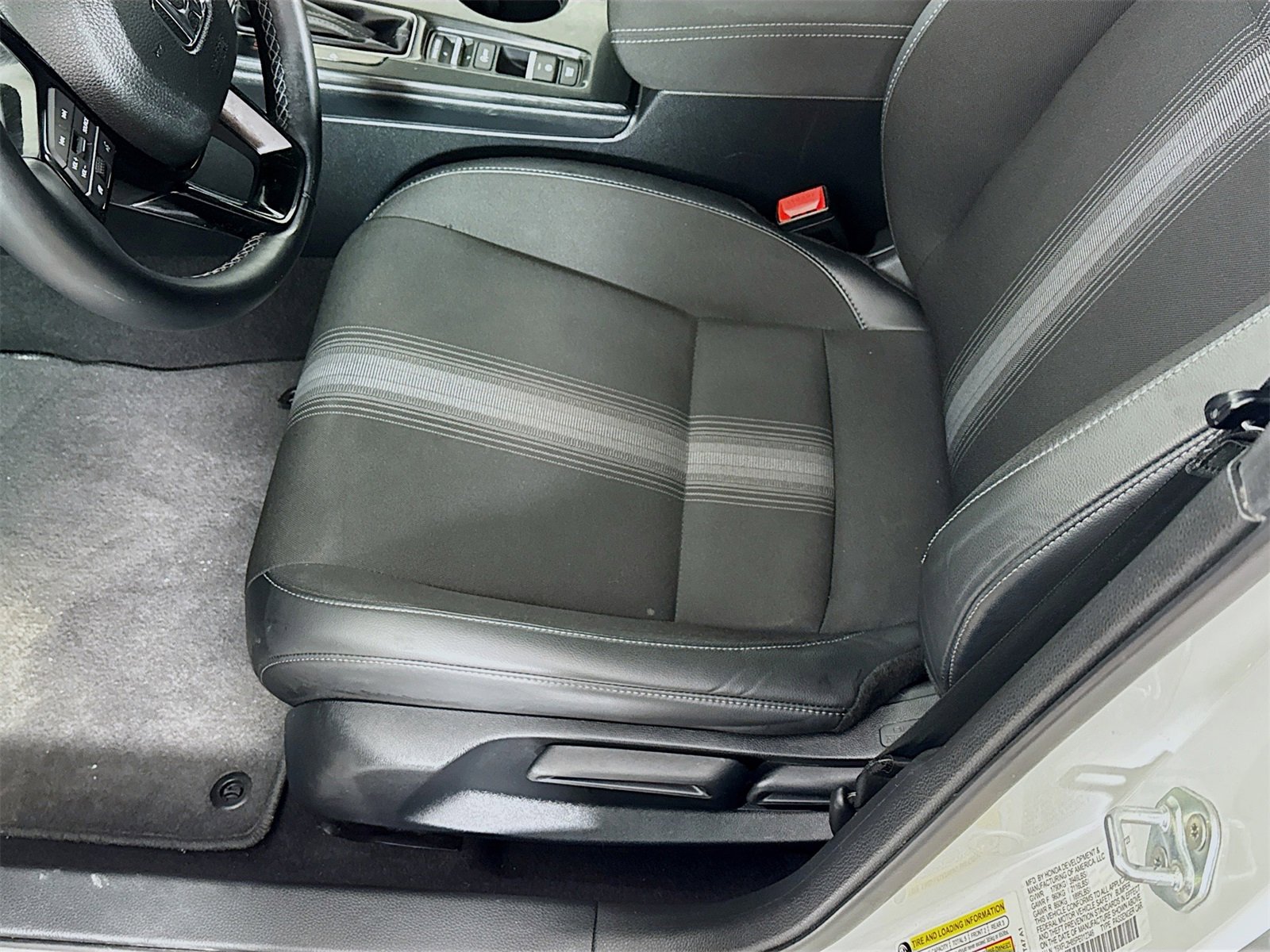 Used 2023 Honda Civic Sport image 16