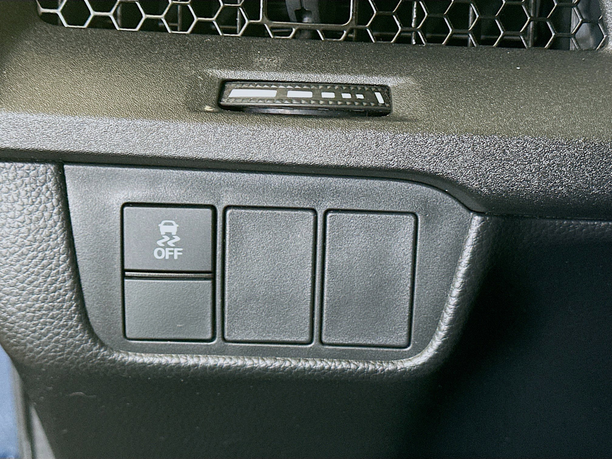 Used 2025 Honda CR-V LX image 16