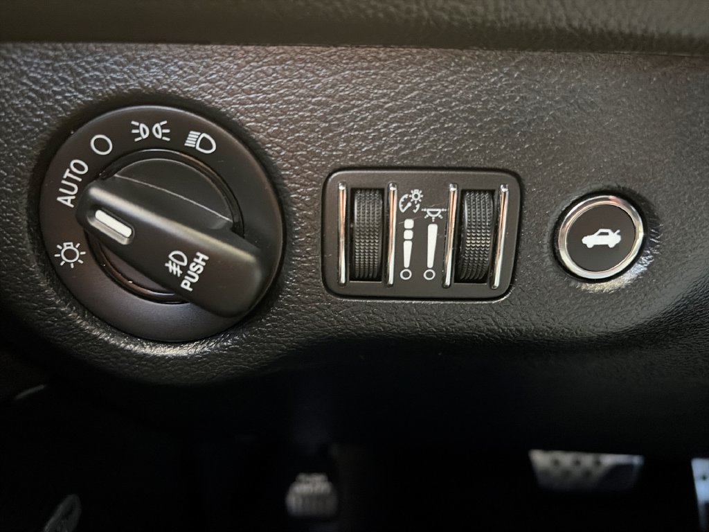 Used 2018 Dodge Challenger R/T w/ Sound Group RWD image 18