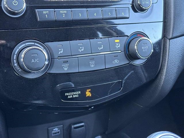 Used 2017 Nissan Rogue S image 22