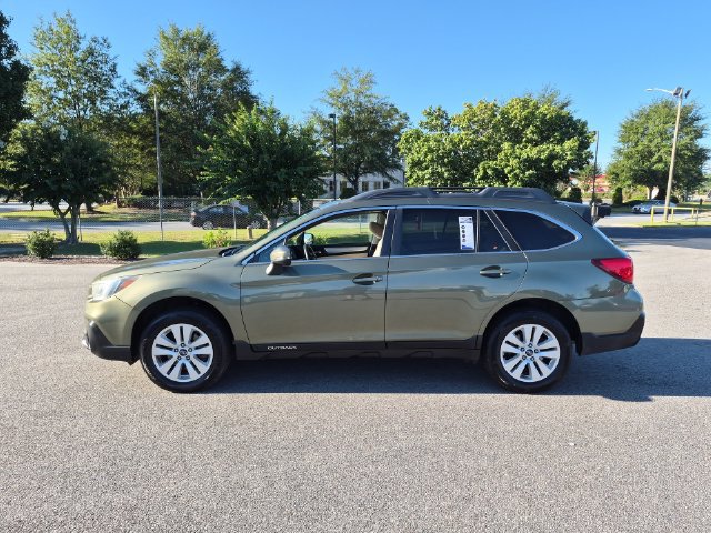 Used 2019 Subaru Outback 2.5i Premium AWD/4WD image 6