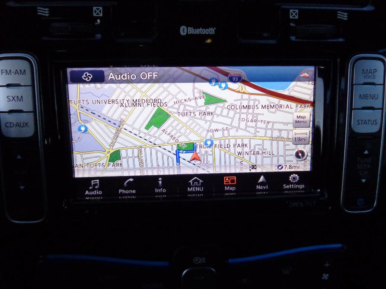 Used 2017 Nissan Leaf SV image 11