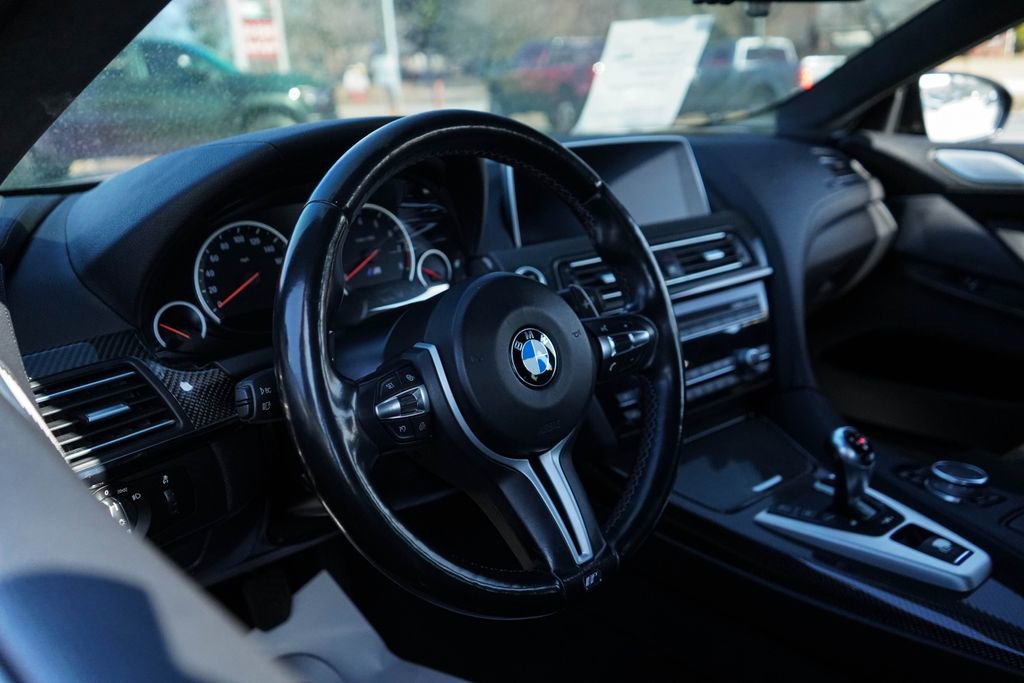Used 2016 BMW M6 image 33