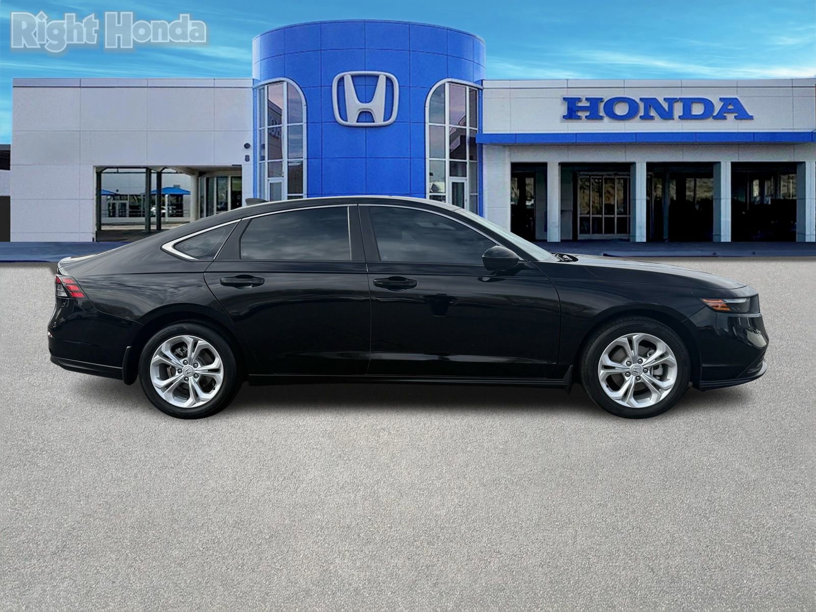 Used 2024 Honda Accord LX image 9