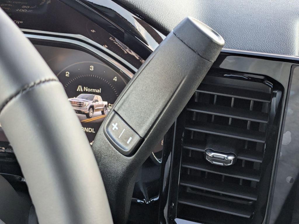 New 2026 GMC Sierra 1500 Elevation image 16