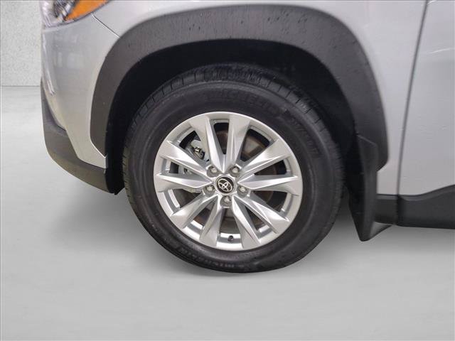 Certified 2025 Toyota Corolla Cross LE FWD image 23