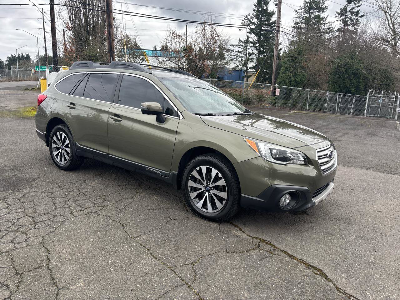Used 2017 Subaru Outback 2.5i Limited image 6