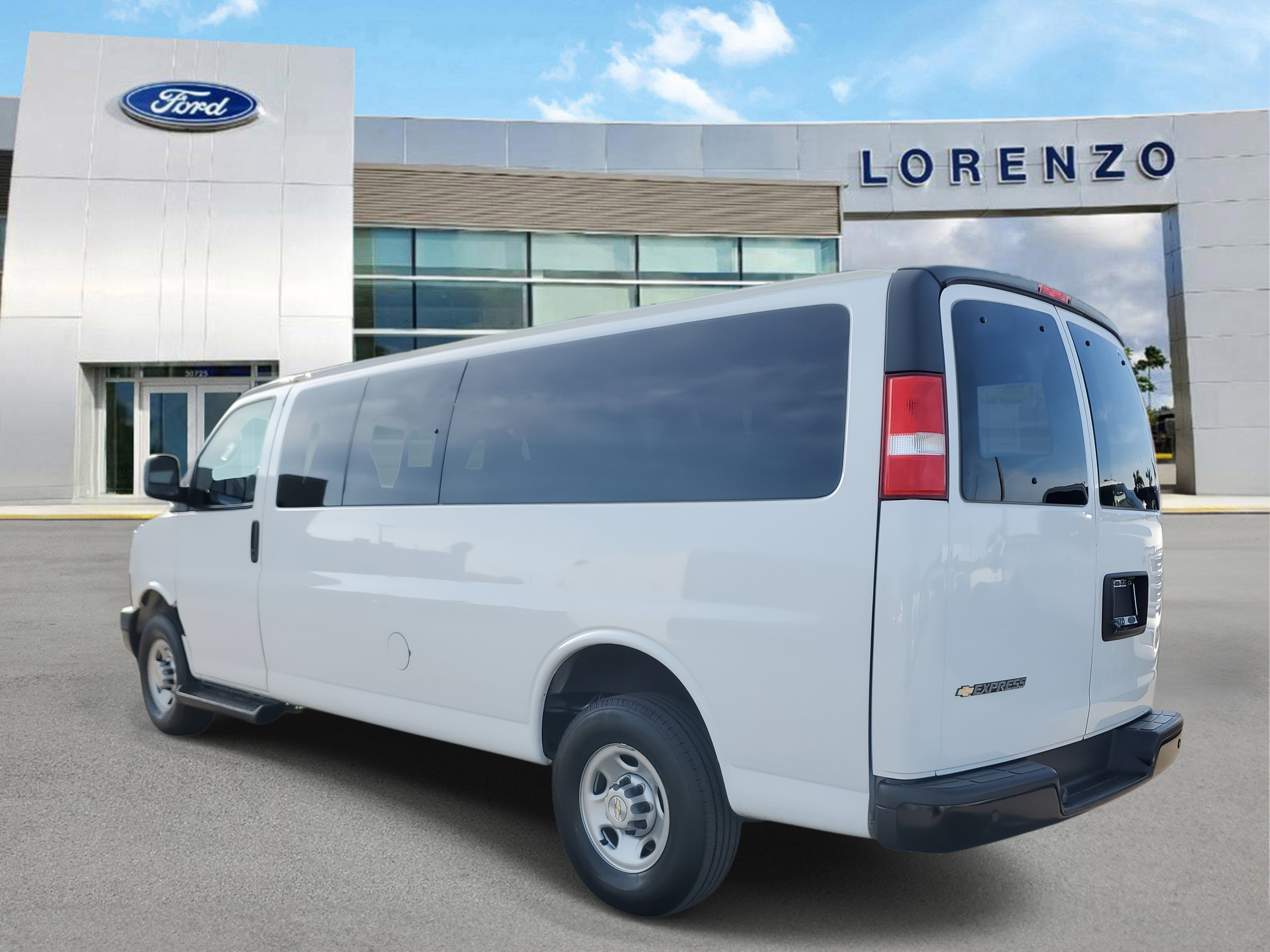 Used 2023 Chevrolet Express 3500 LS image 6