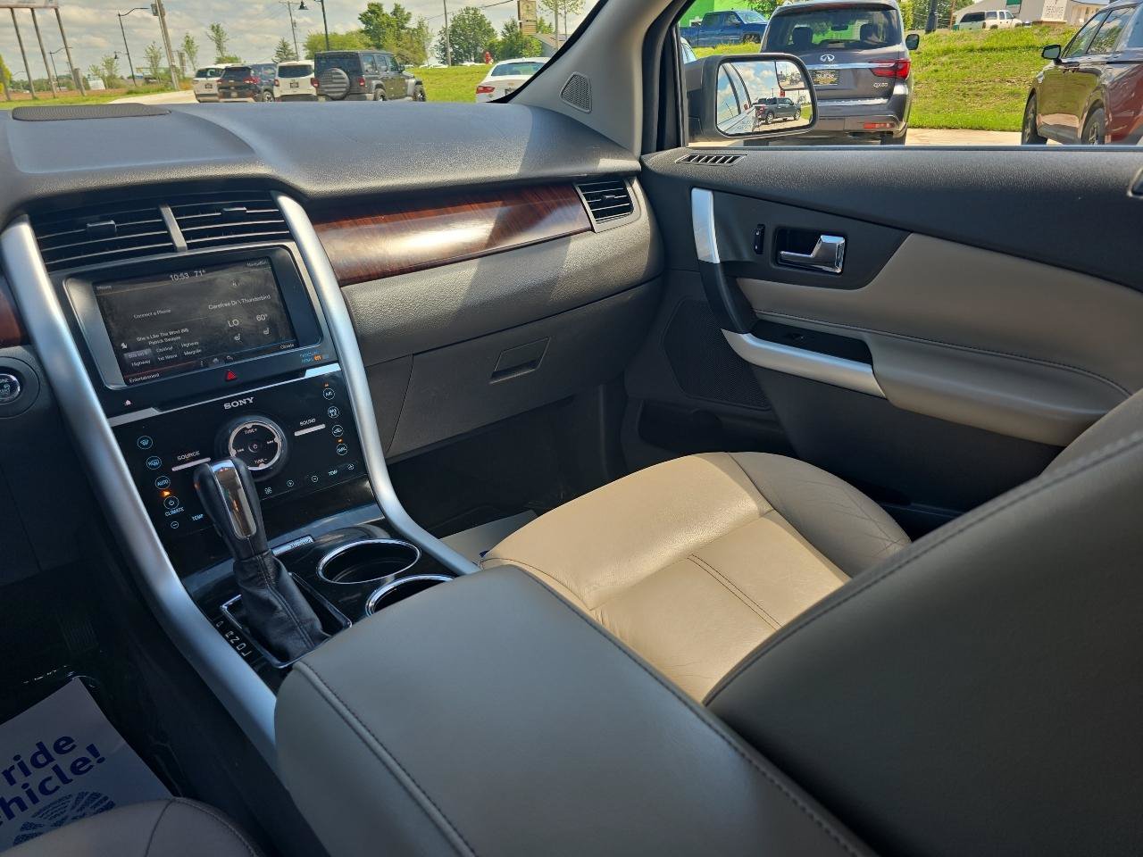 Used 2013 Ford Edge Limited FWD image 17