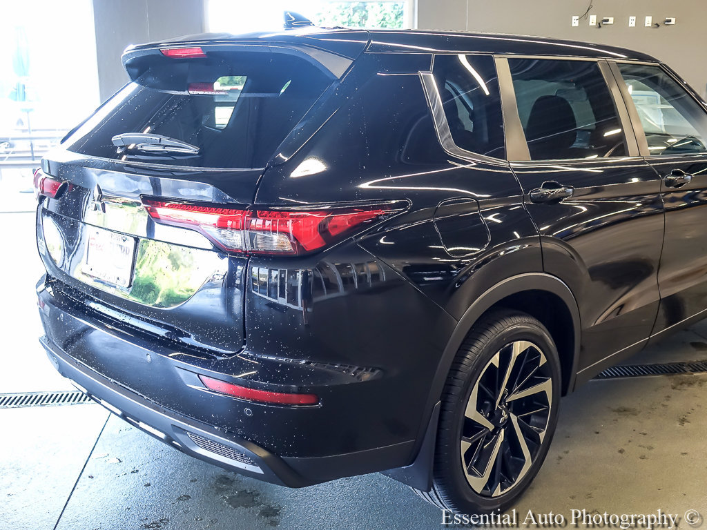 Used 2022 Mitsubishi Outlander ES FWD image 7