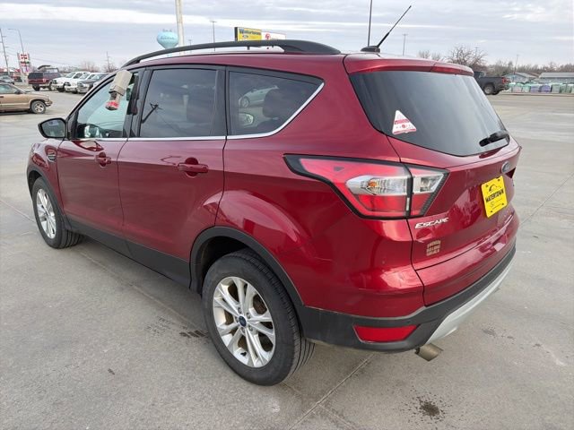 Used 2017 Ford Escape SE w/ Equipment Group 201A image 5