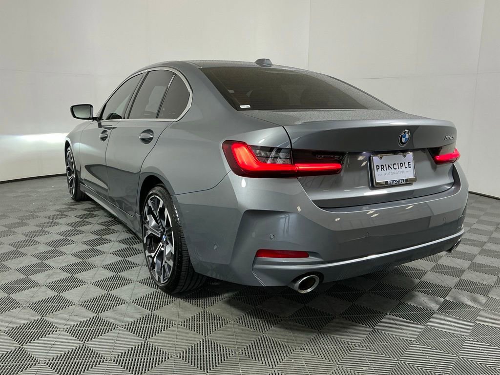 Certified 2025 BMW 330i Sedan w/ Convenience Package RWD image 7