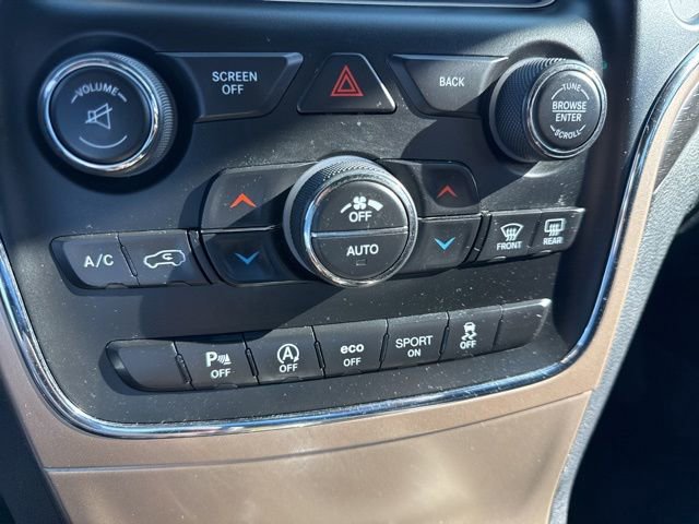 Used 2017 Jeep Grand Cherokee Laredo w/ Quick Order Package 23E image 42