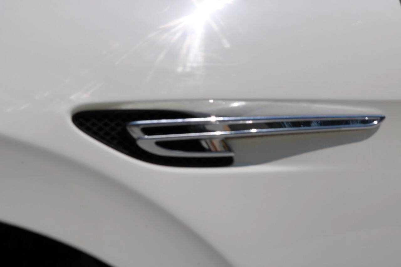 Used 2015 Bentley Flying Spur V8 AWD/4WD image 31
