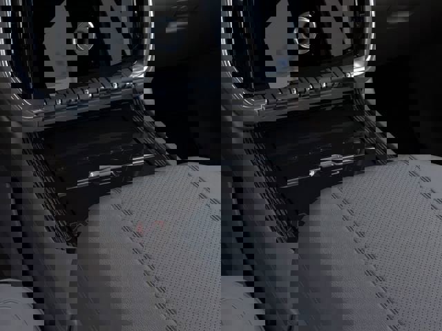 New 2026 GMC Yukon Elevation image 23