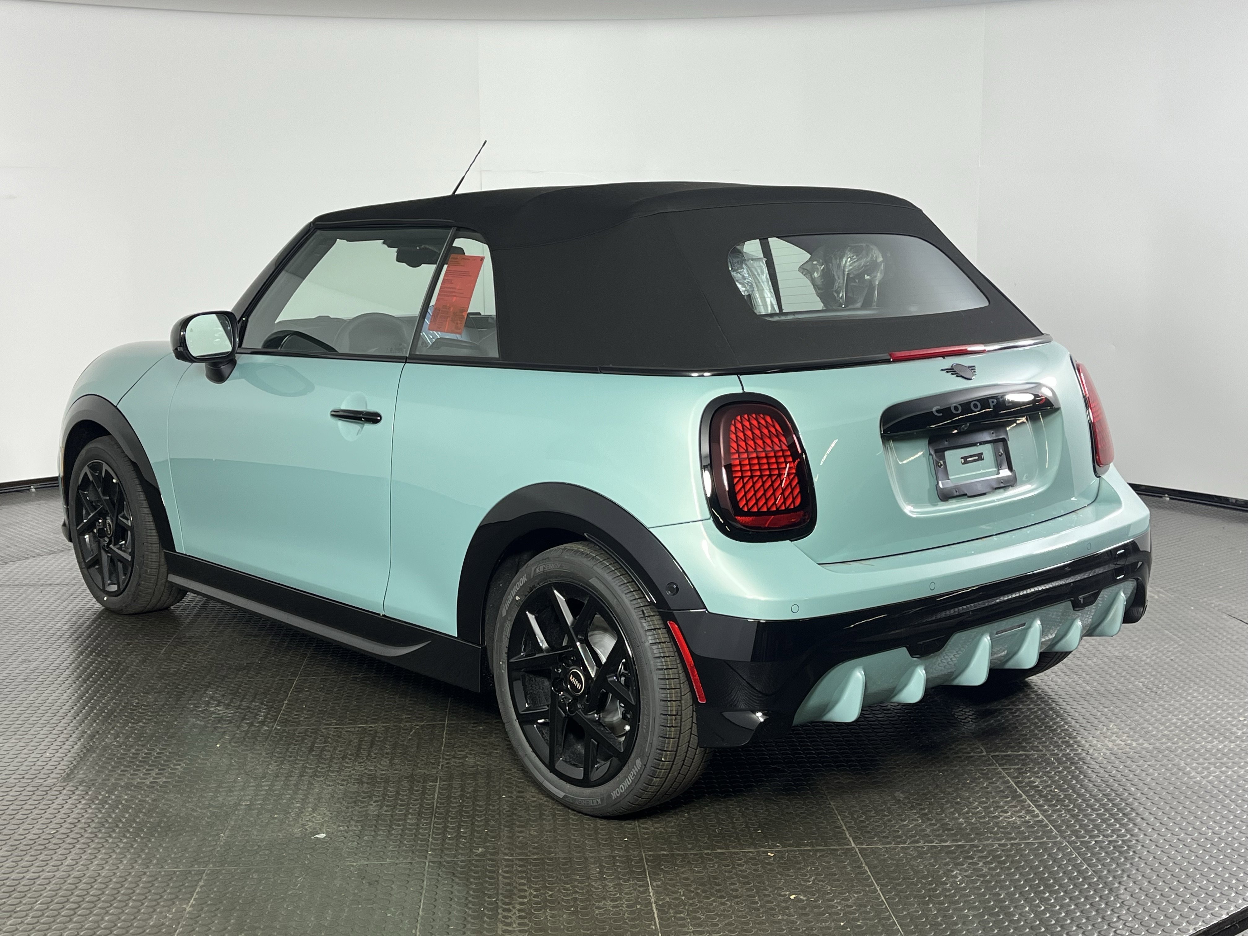Used 2026 MINI Cooper S FWD image 9
