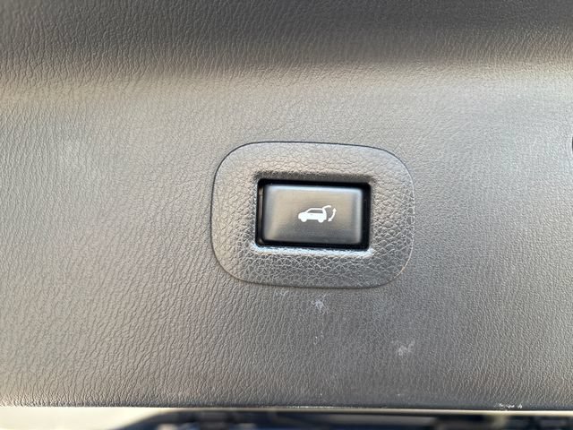 Used 2016 INFINITI QX80 4WD image 25