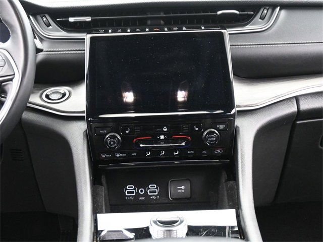 Used 2021 Jeep Grand Cherokee L Limited w/ Trailer Tow Group (B) image 27