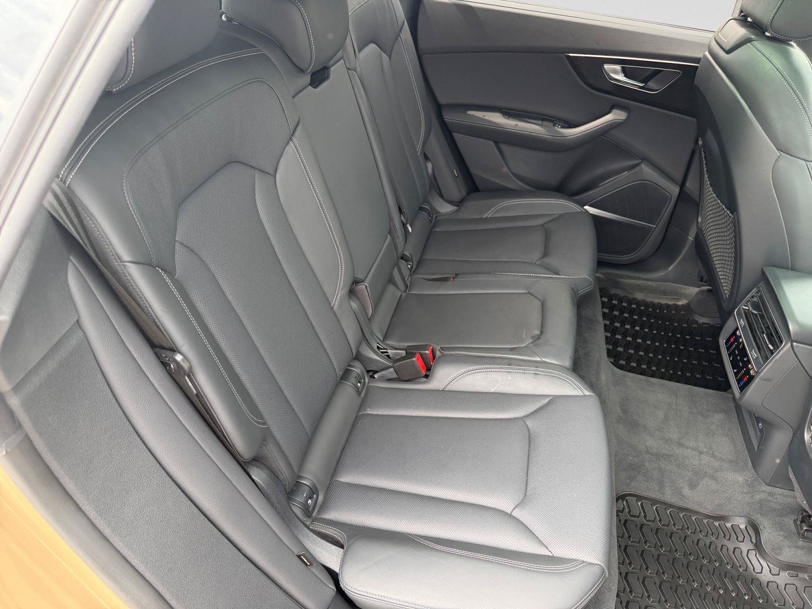 Used 2025 Audi Q8 Prestige AWD/4WD image 47