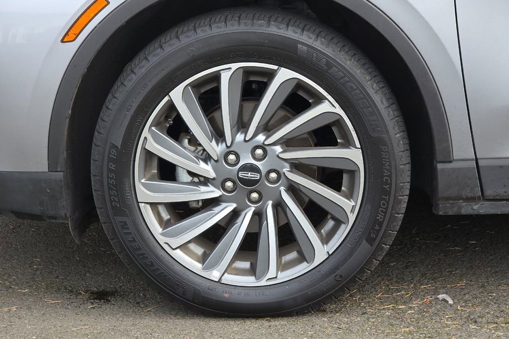 Used 2024 Lincoln Corsair Reserve w/ Equipment Group 201A image 25