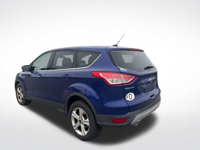 Used 2016 Ford Escape SE FWD video 3
